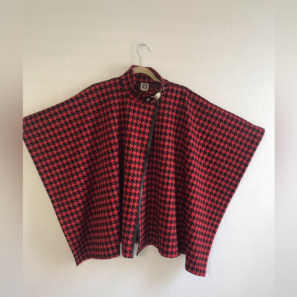 Anne Klein Crimson Houndstooth Cape